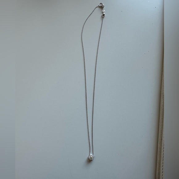 Diamond solitaire necklace white gold. - Picture 5 of 8